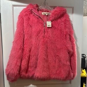 Free People Pink Puffer Jacket Luxurious Warmth